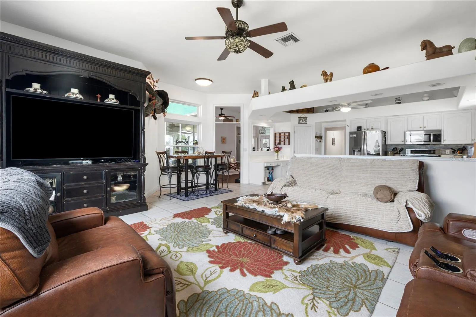 1425 LAKE LOTELA DR