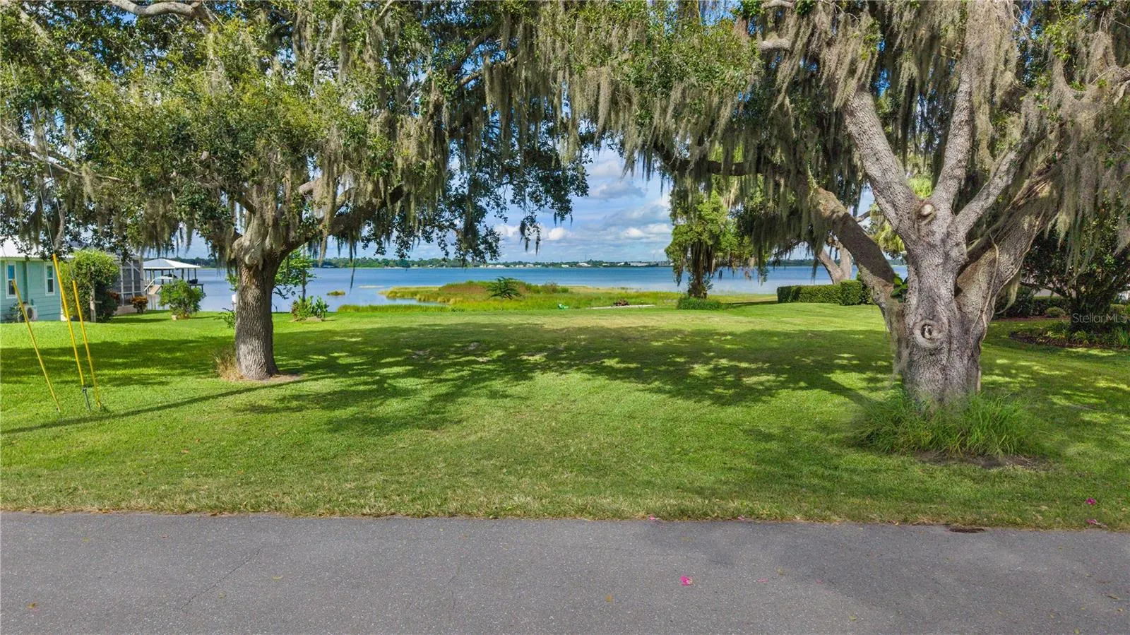 1425 LAKE LOTELA DR