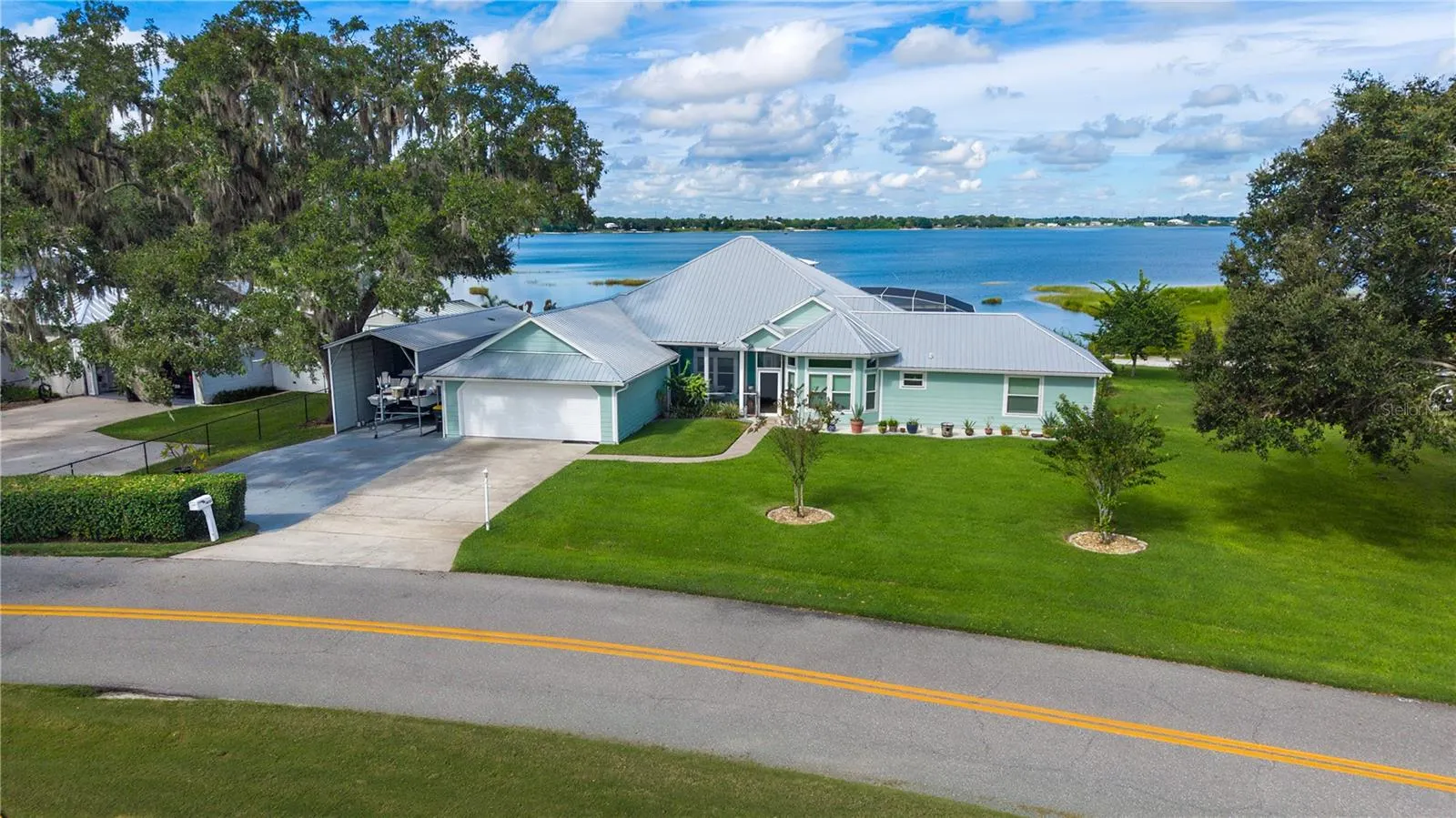 1425 LAKE LOTELA DR