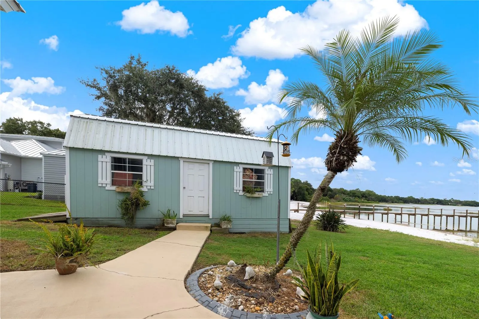 1425 LAKE LOTELA DR