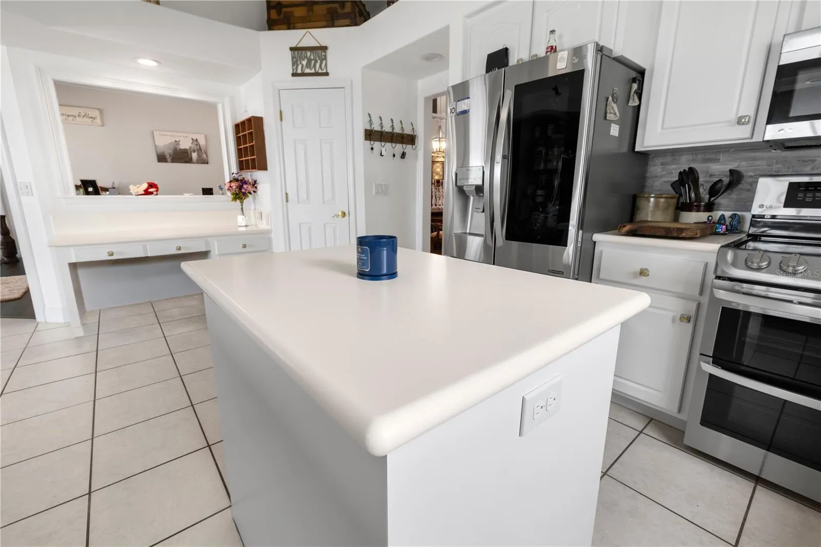 1425 LAKE LOTELA DR