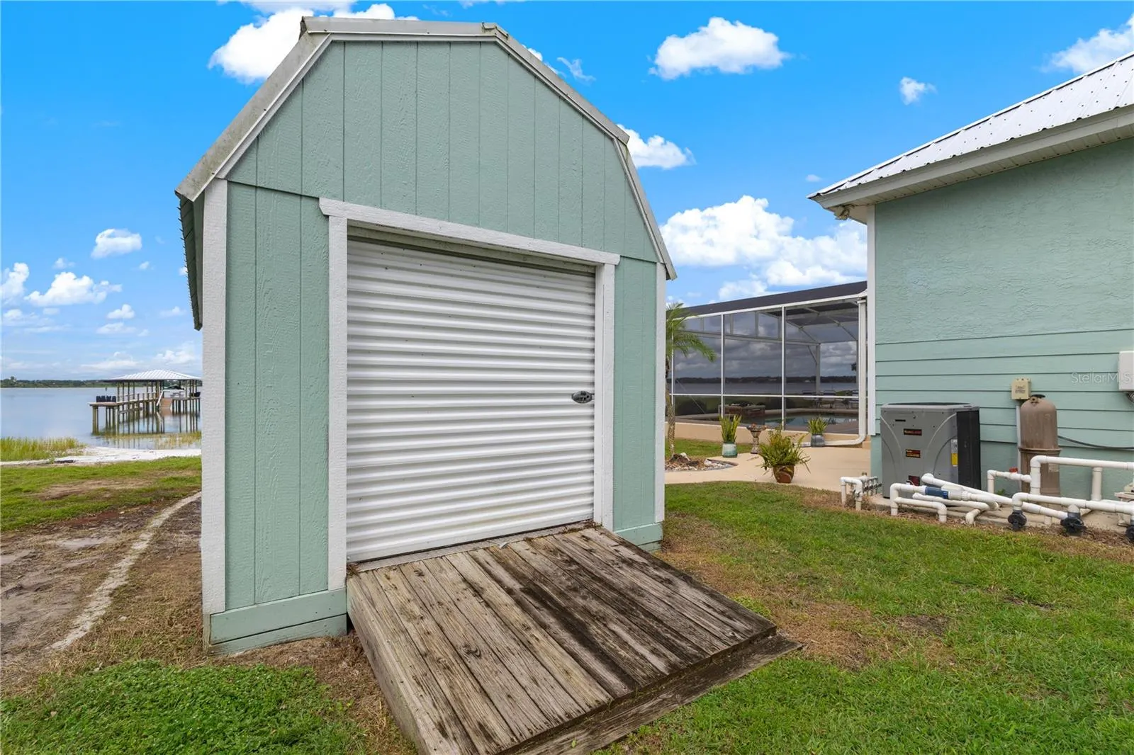 1425 LAKE LOTELA DR