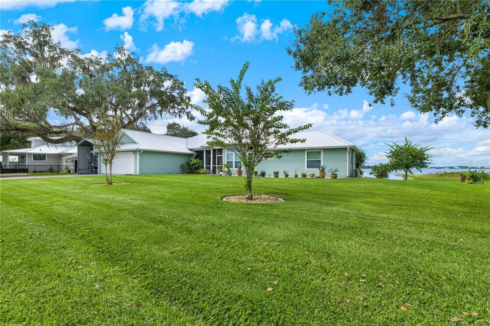 1425 LAKE LOTELA DR