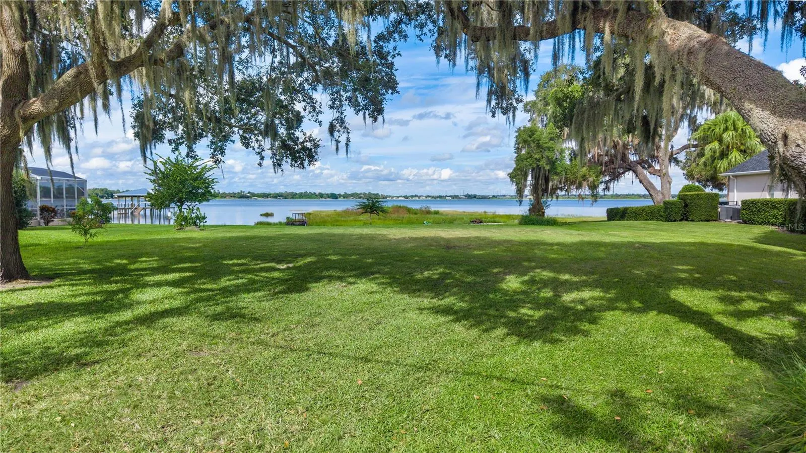 1425 LAKE LOTELA DR