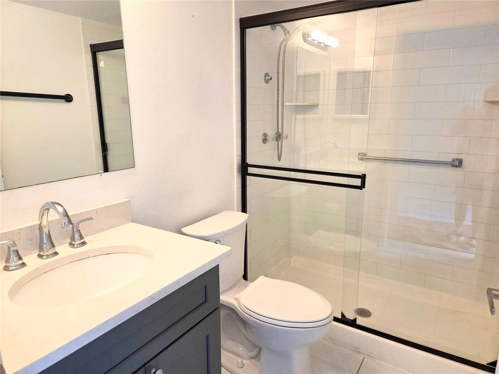 1236 PINE RIDGE CIR W #B1 #B1