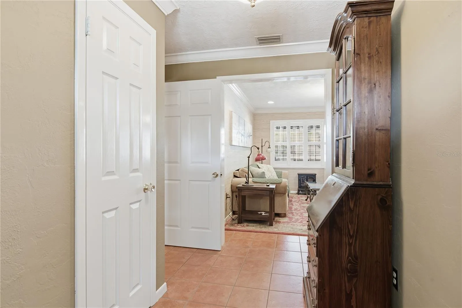 233 WESTWINDS DR