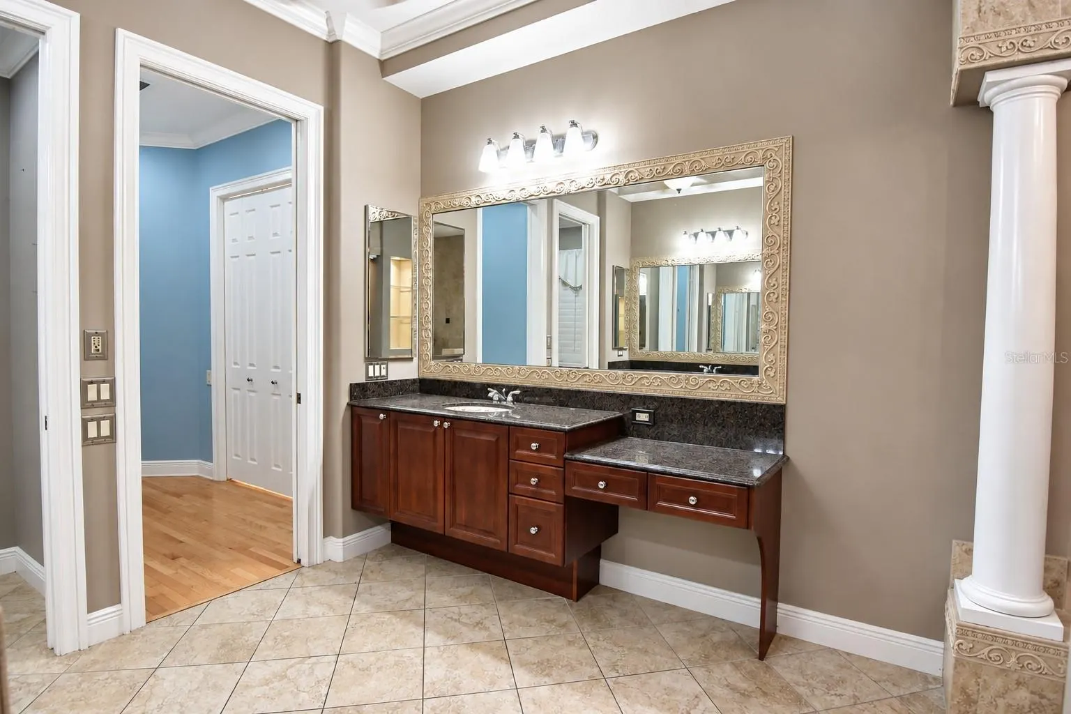 918 SHOALS LANDING DR
