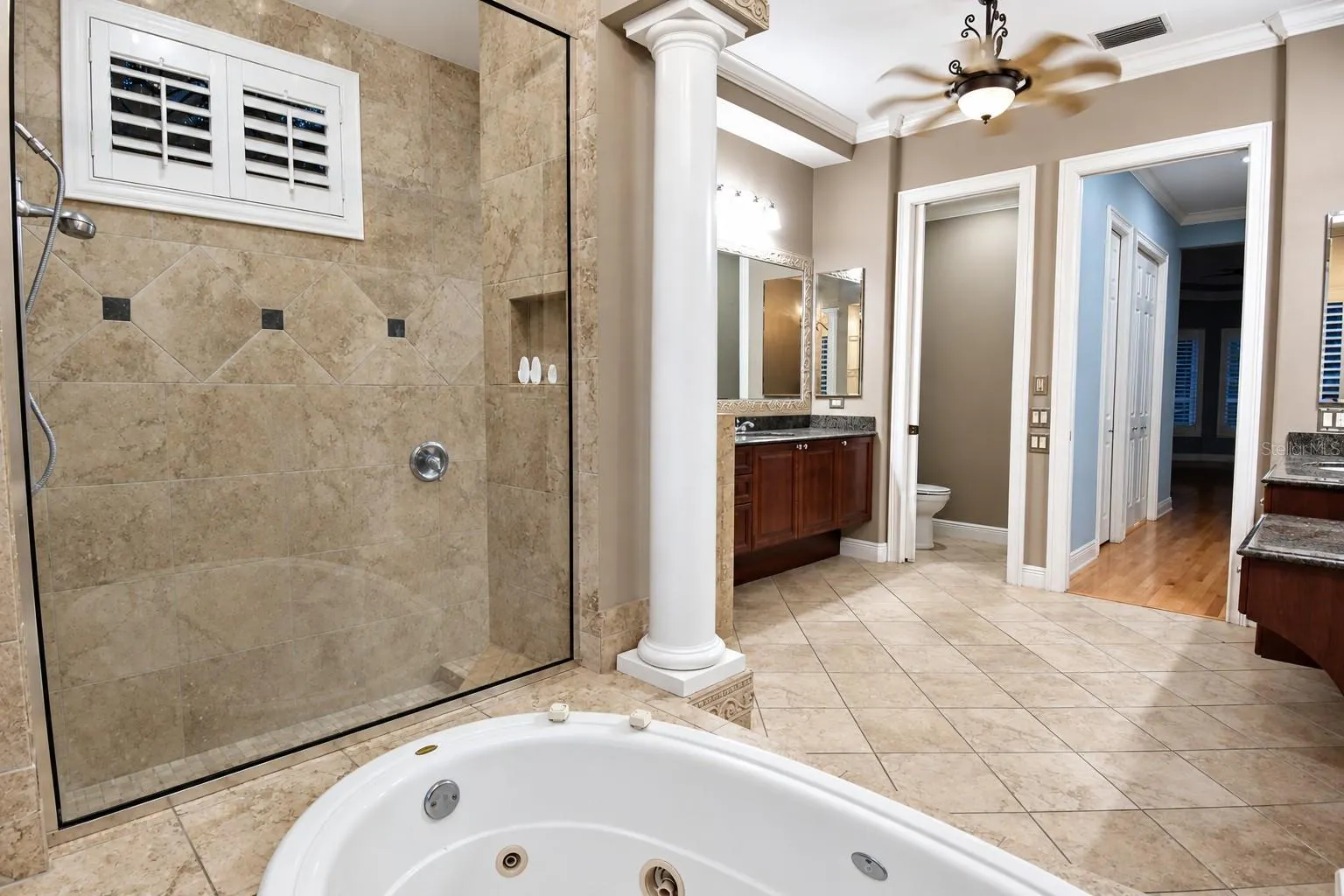 918 SHOALS LANDING DR