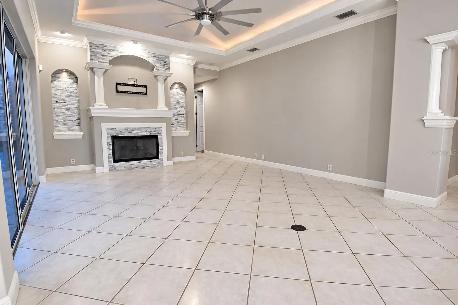 918 SHOALS LANDING DR