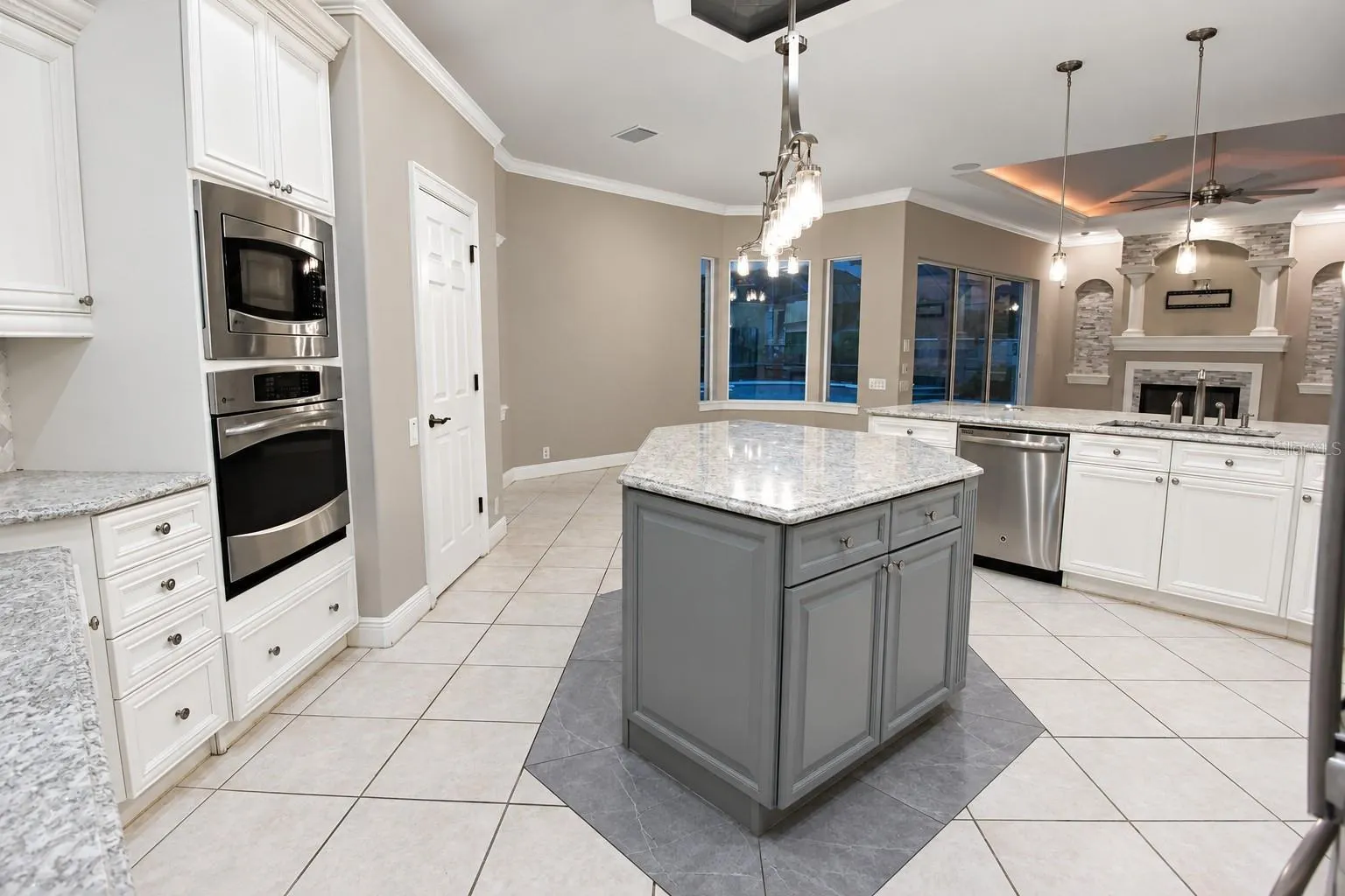 918 SHOALS LANDING DR