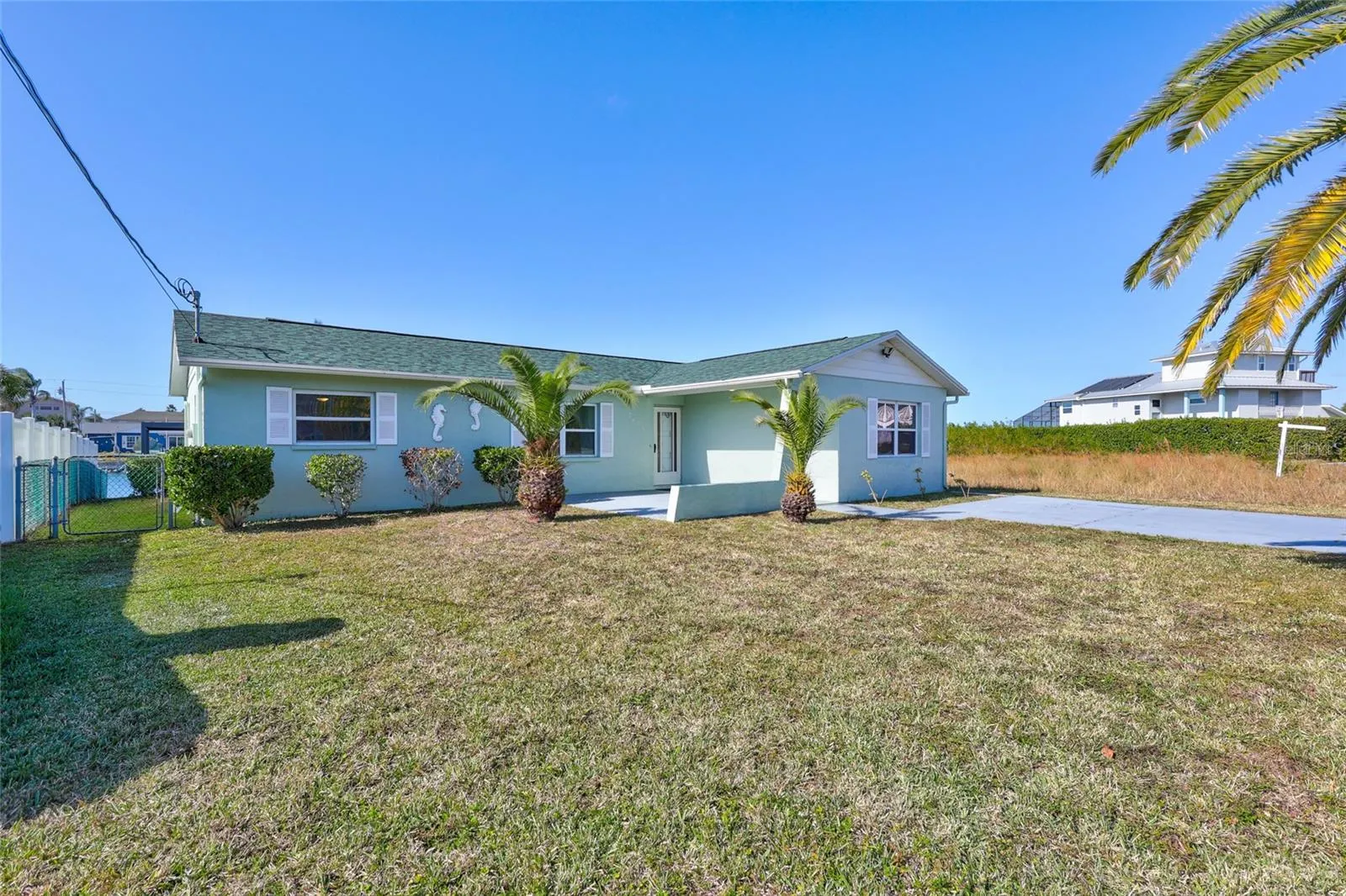 3405 POINSETTIA DR