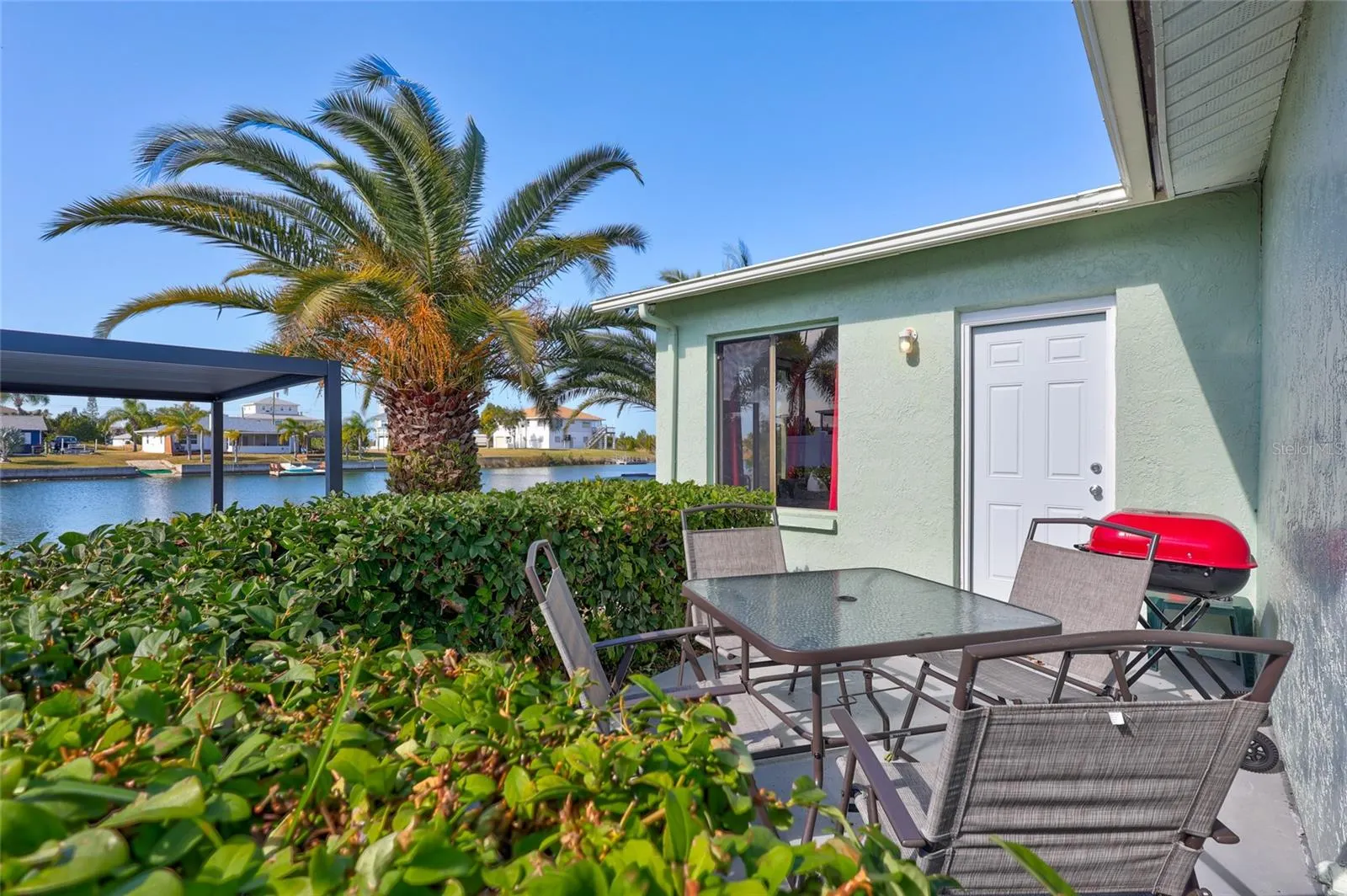 3405 POINSETTIA DR