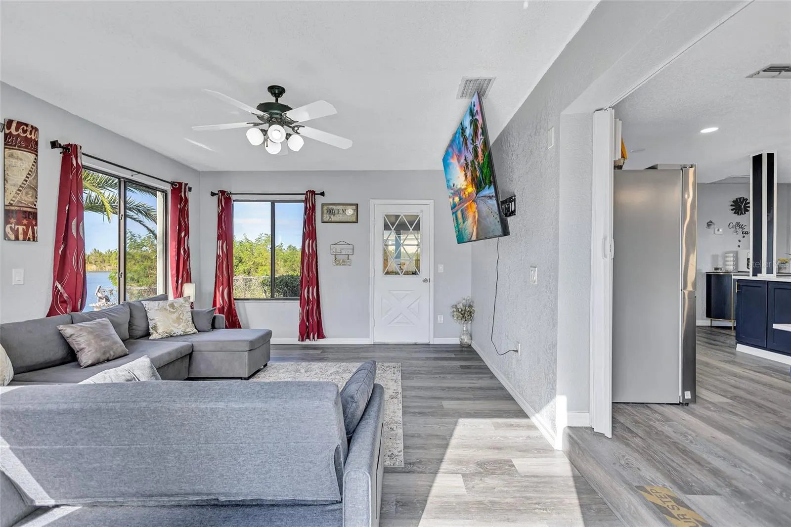 3405 POINSETTIA DR