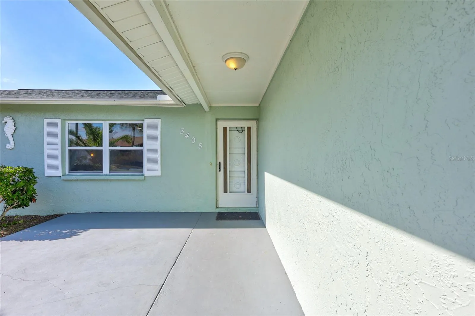 3405 POINSETTIA DR