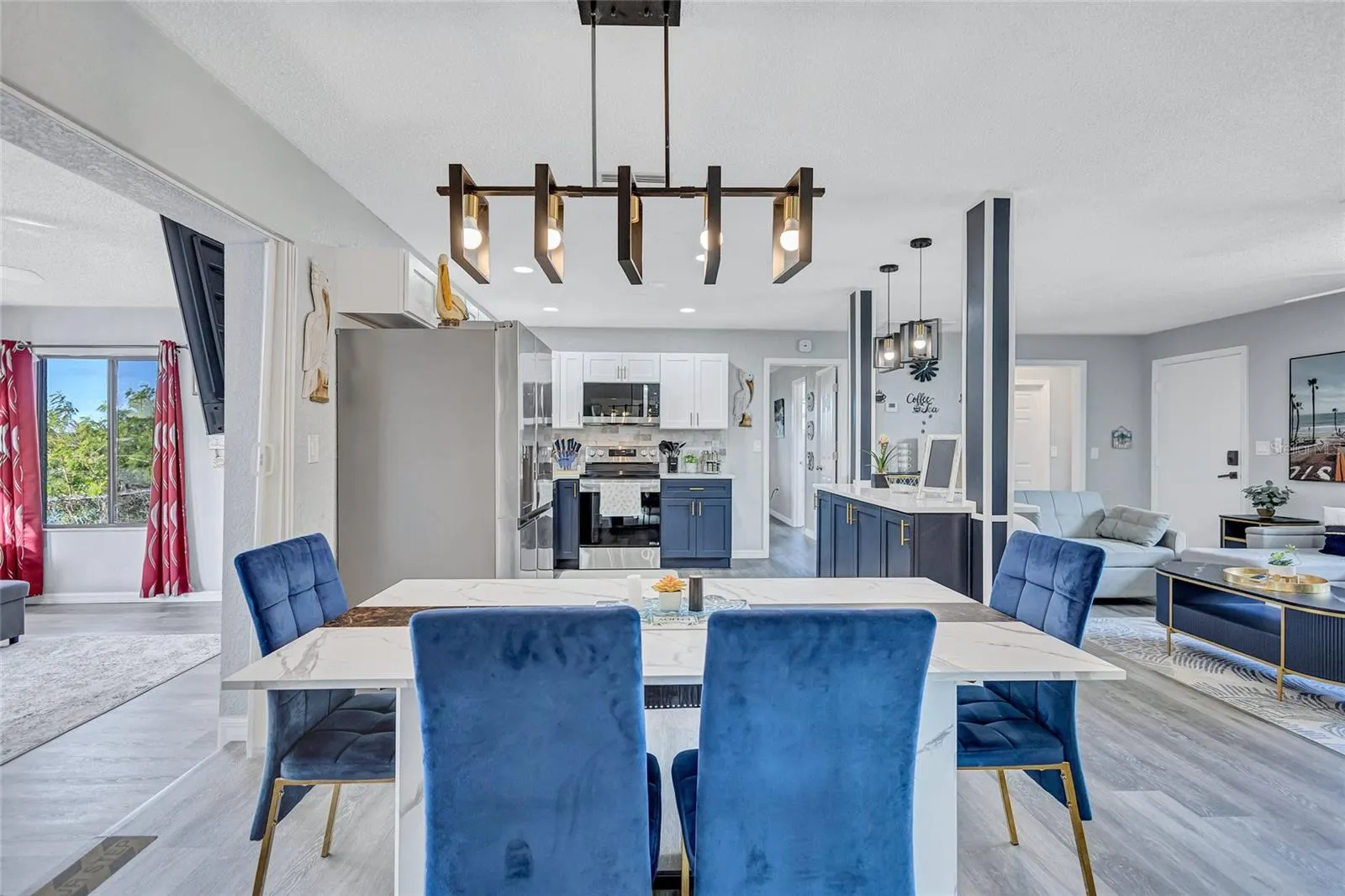 3405 POINSETTIA DR