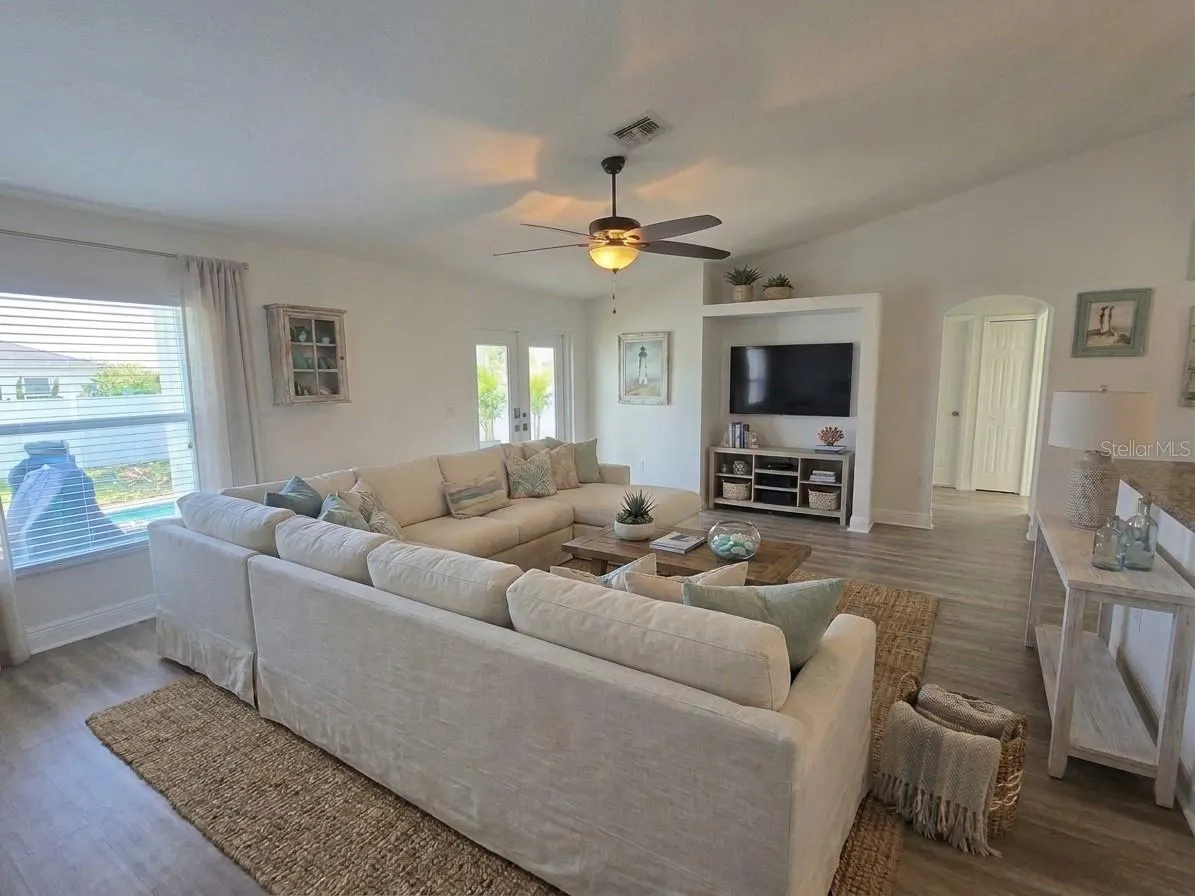 119 NW 3RD PL
