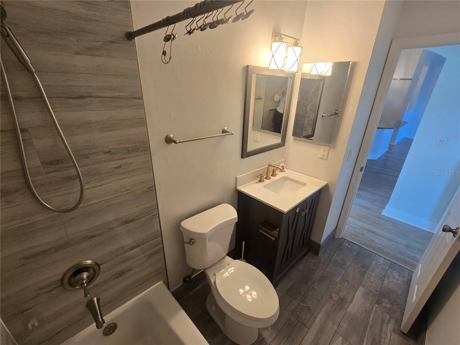 119 NW 3RD PL