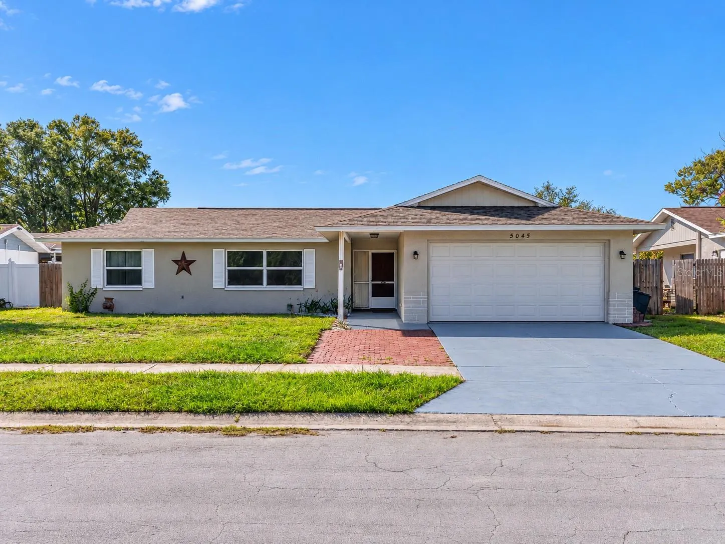 5045 BROWNSTONE LN