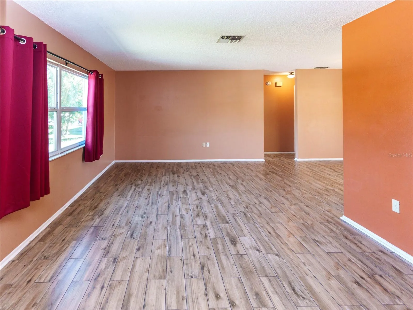 5045 BROWNSTONE LN