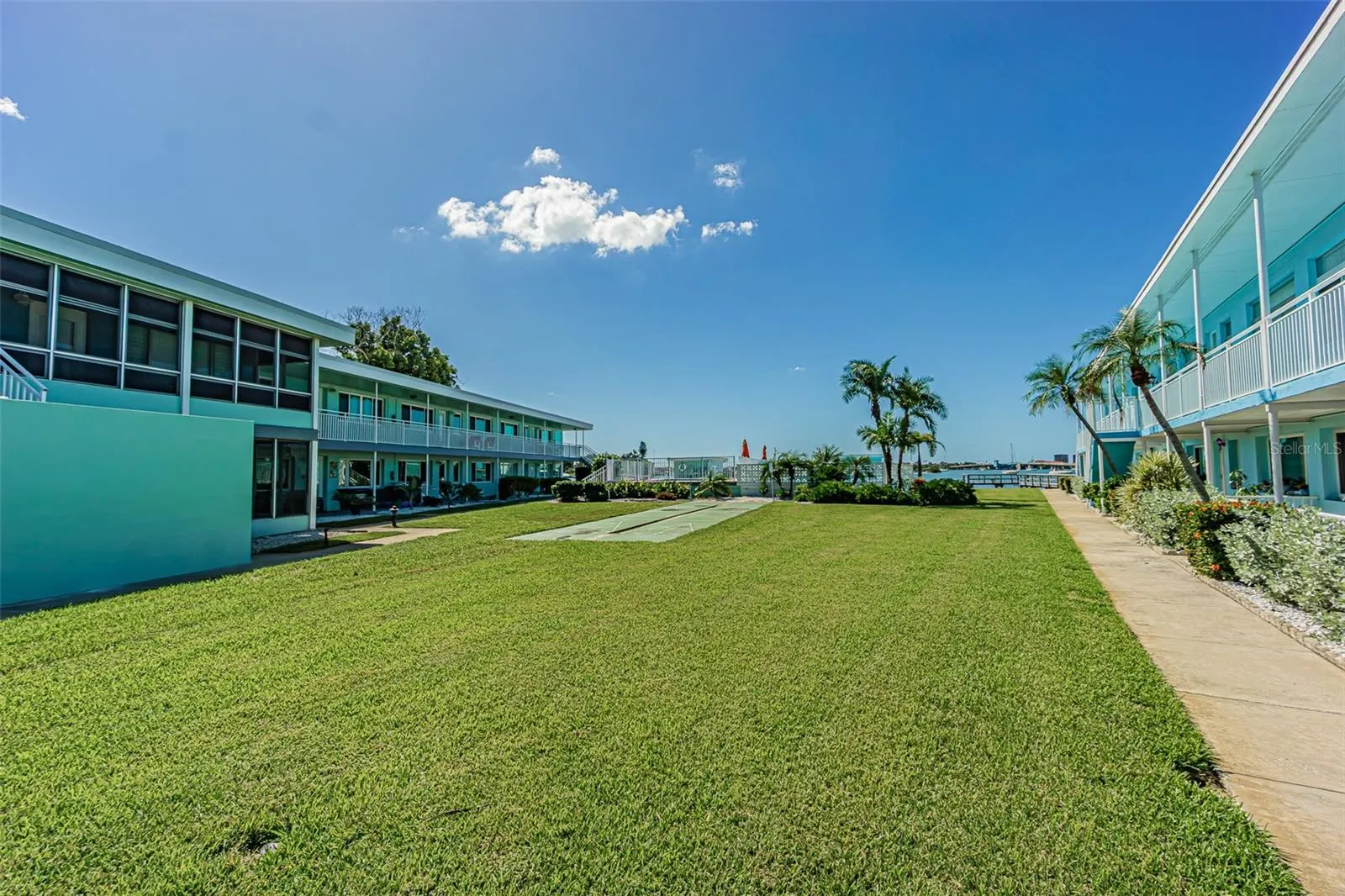 1834 SHORE DR S #4 #4
