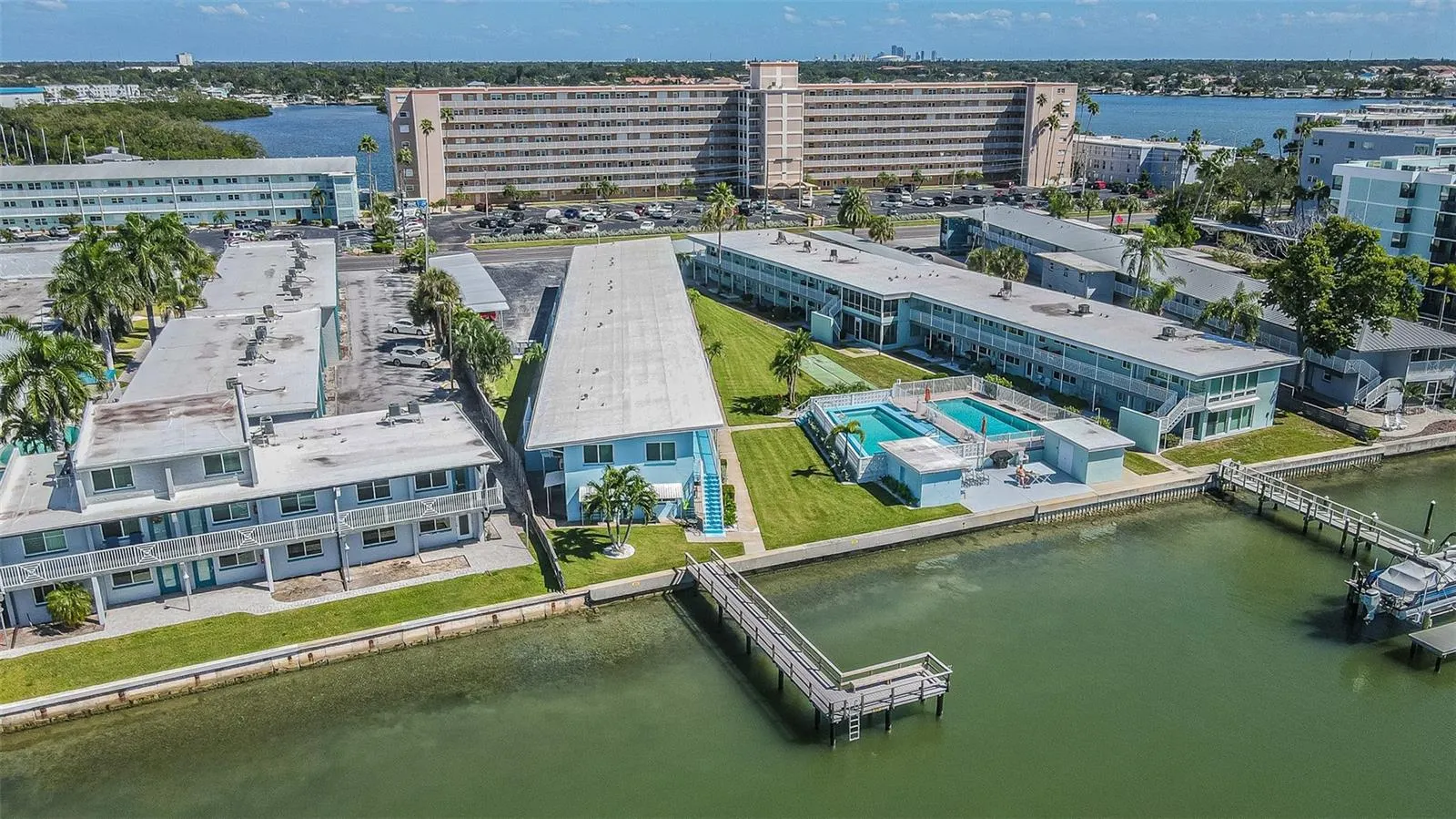 1834 SHORE DR S #4 #4