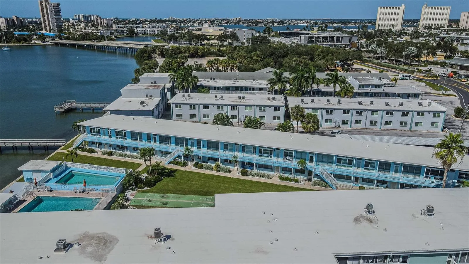 1834 SHORE DR S #4 #4