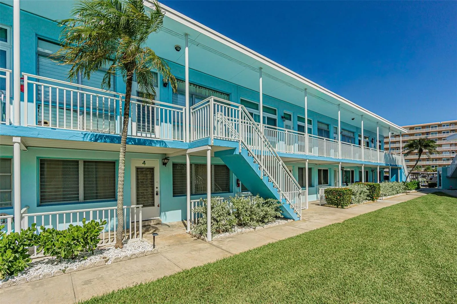1834 SHORE DR S #4 #4