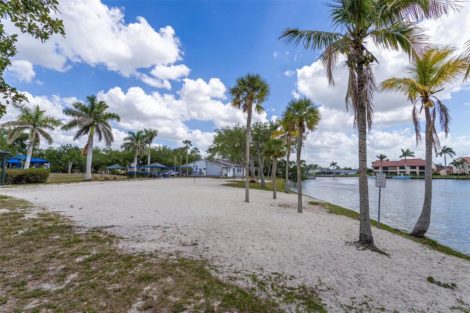 1324 NW 13TH PL