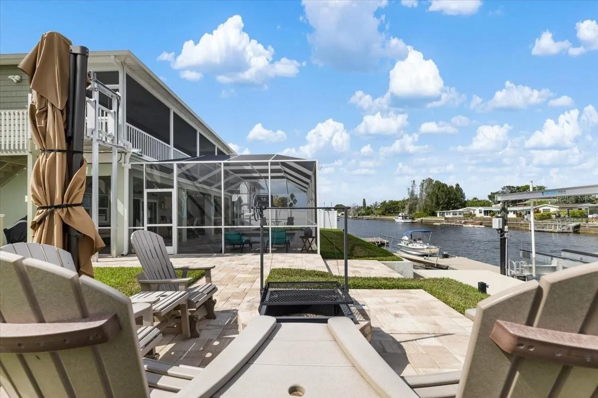 4530 KINGSTON DR