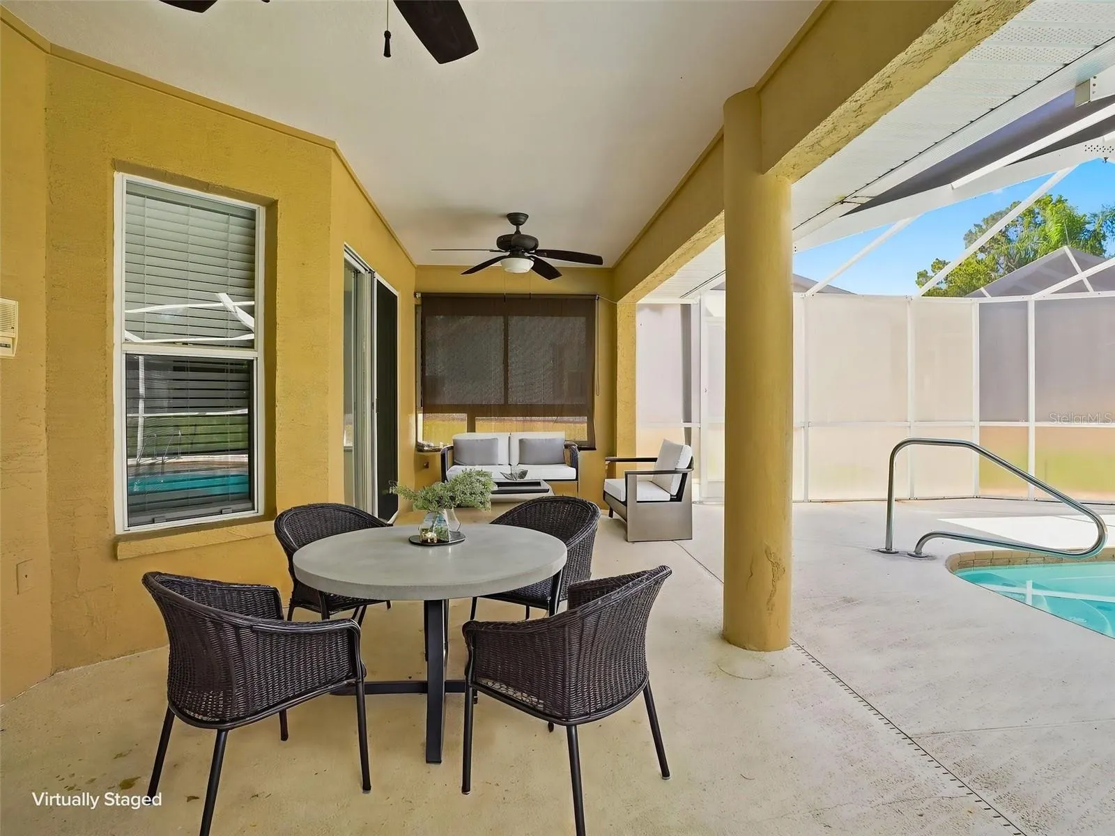 8175 WINDING OAK LN