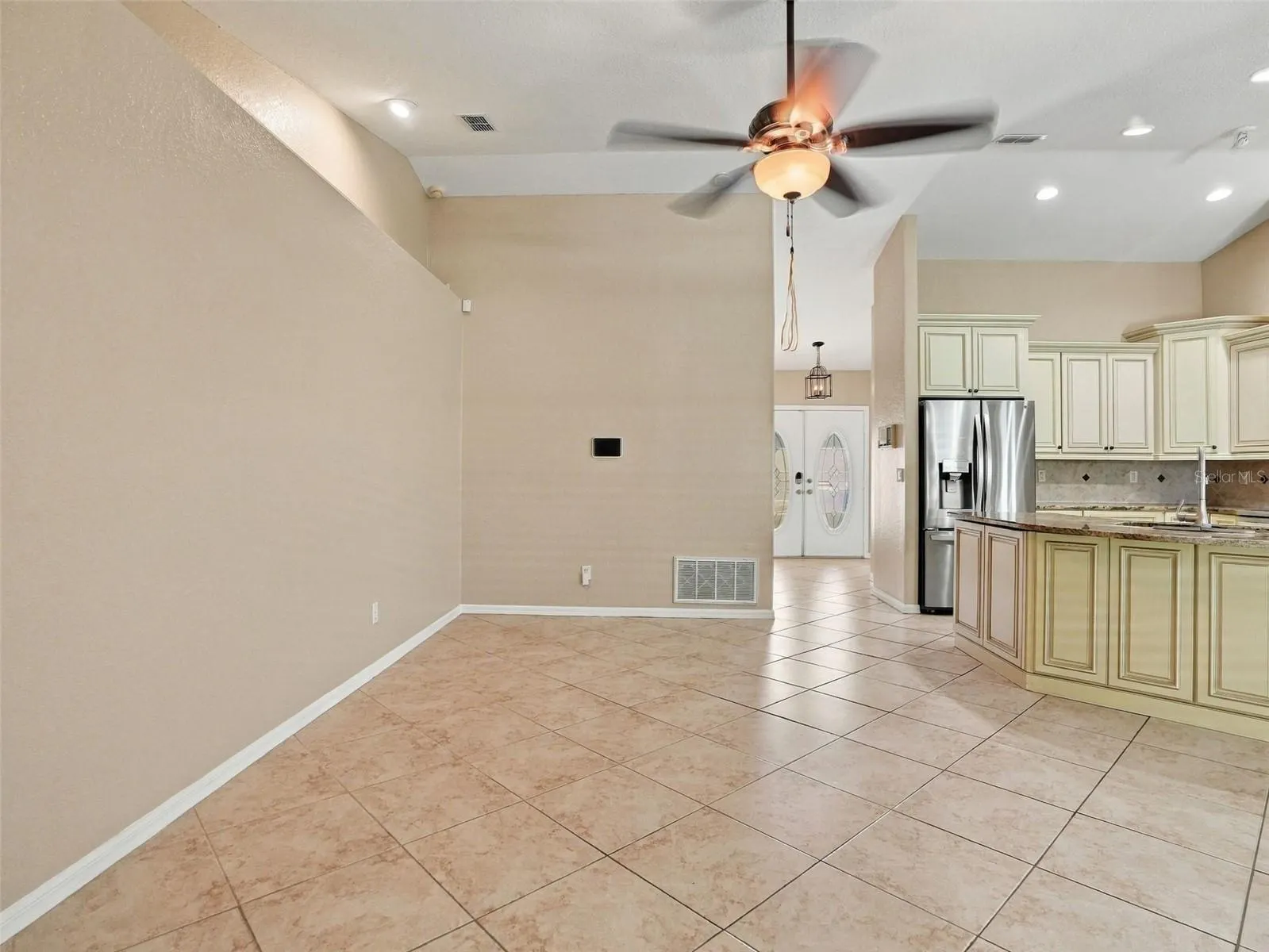 8175 WINDING OAK LN