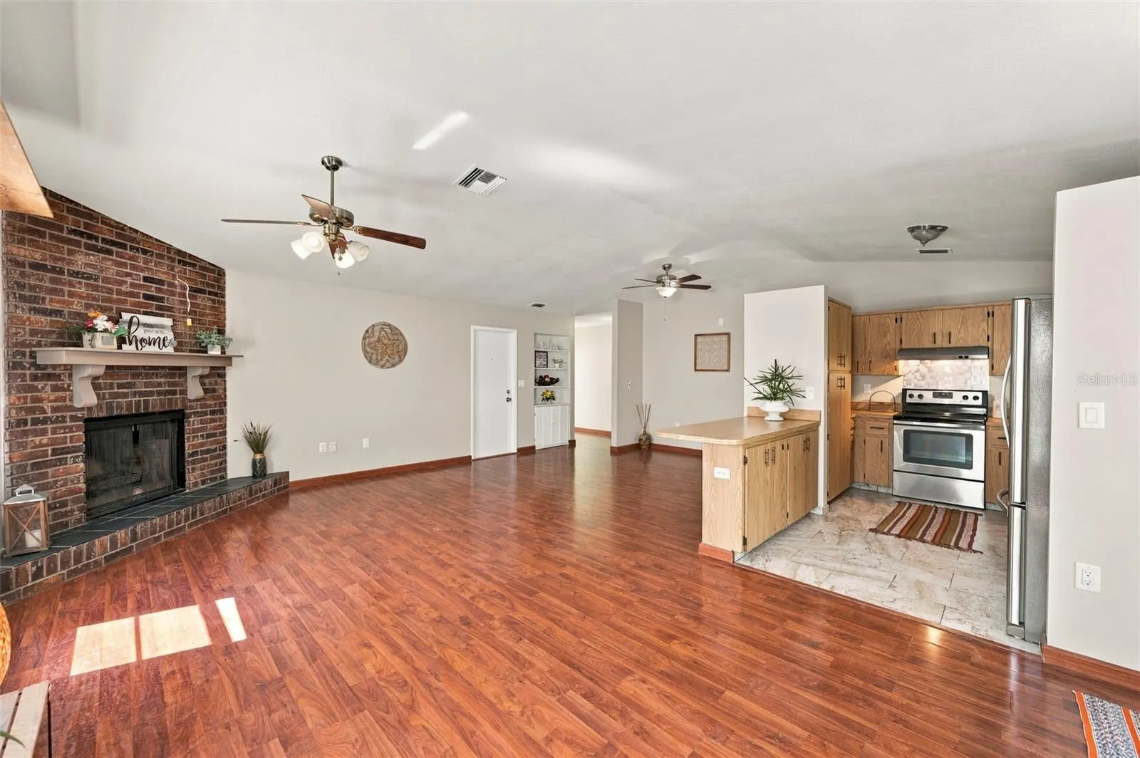 2383 GROVE VALLEY AVE