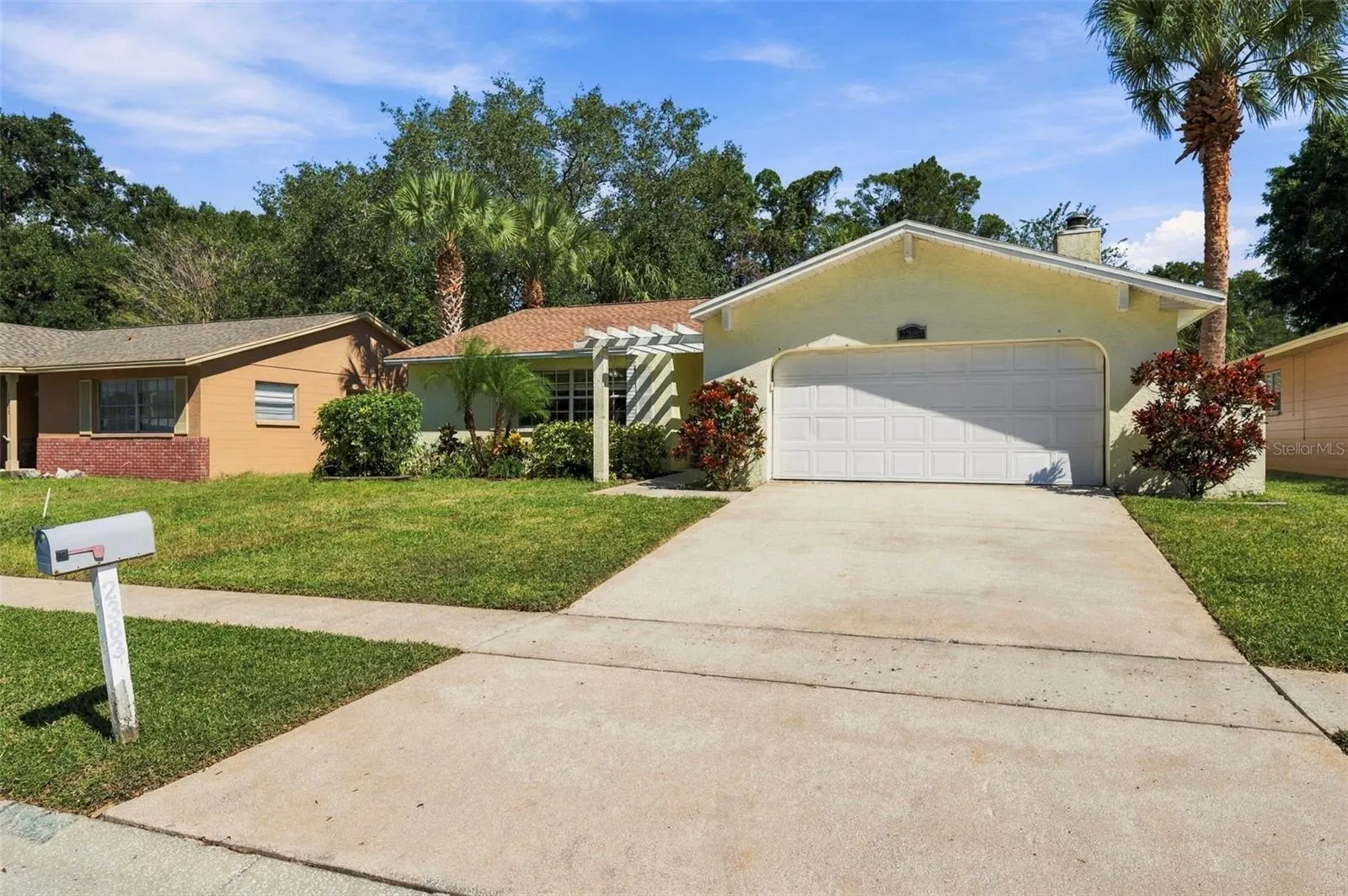 2383 GROVE VALLEY AVE