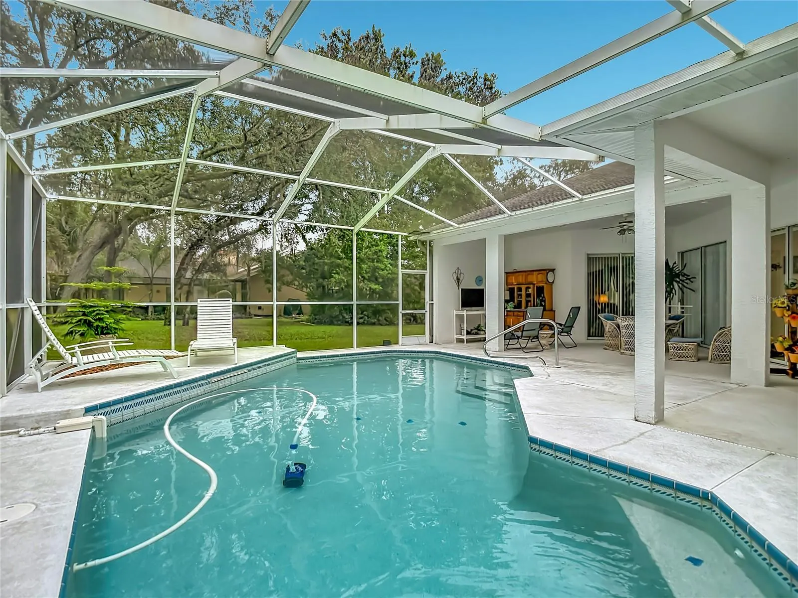 10033 FOUNTAIN COURT