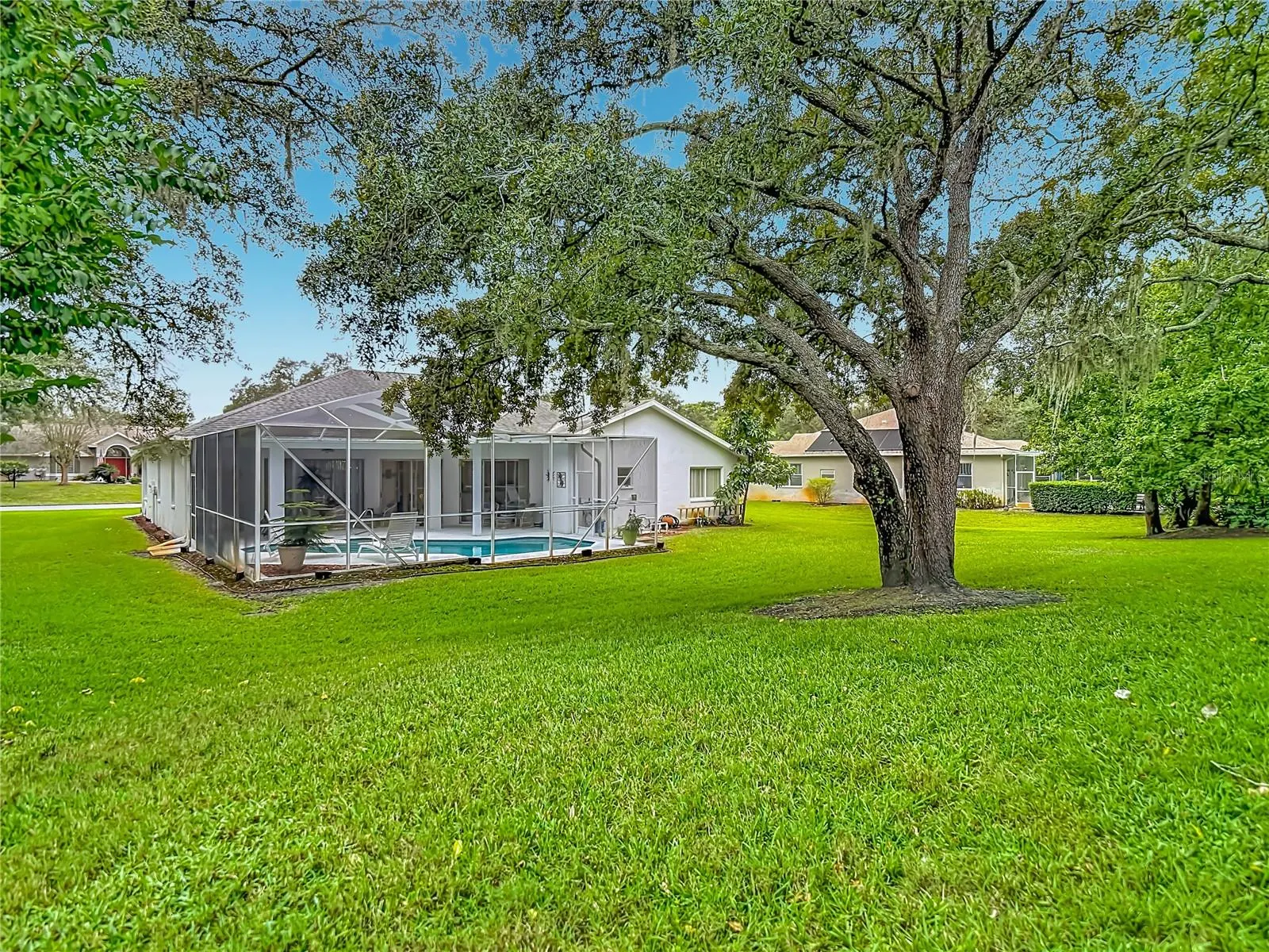 10033 FOUNTAIN COURT