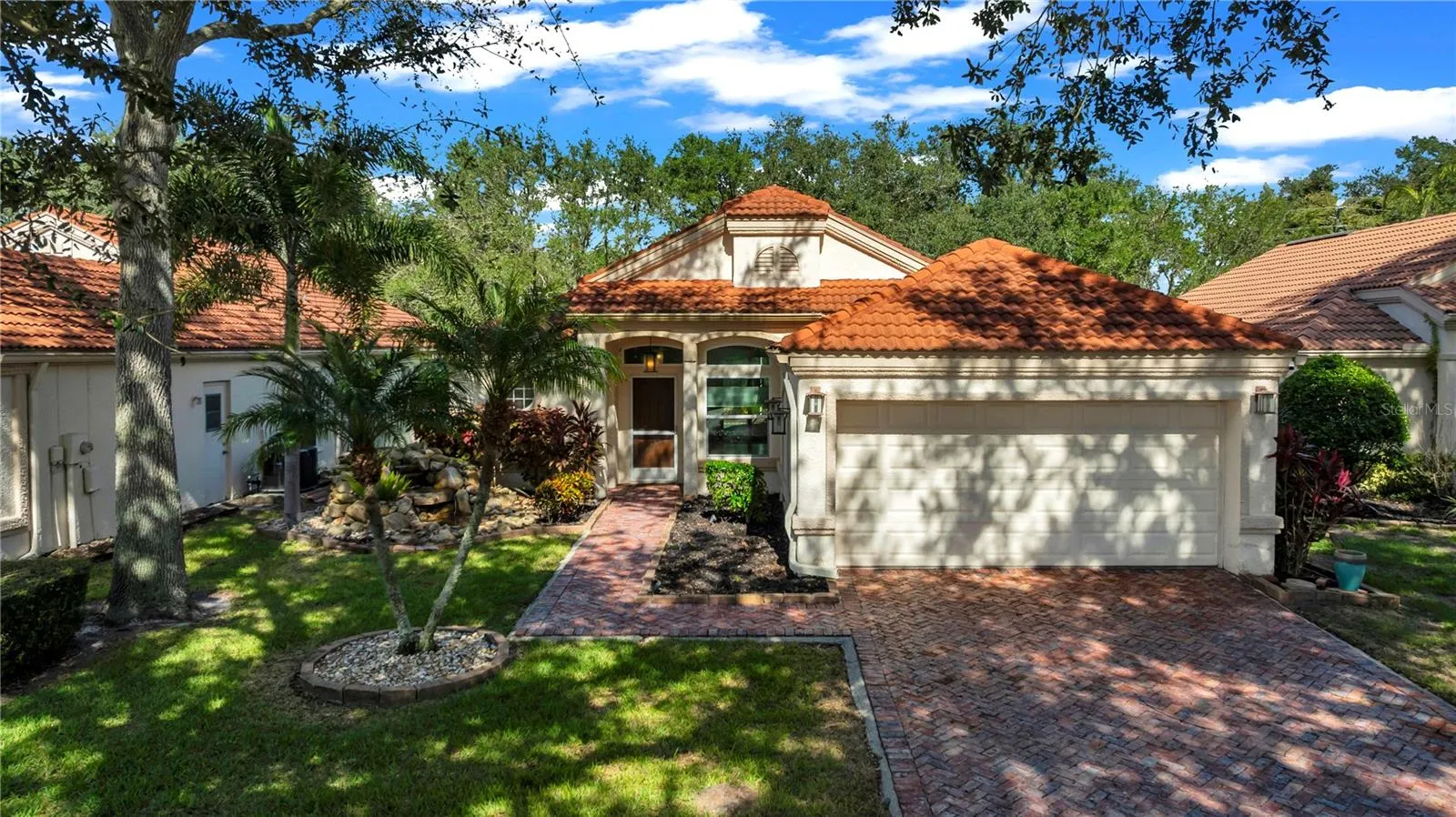 761 LIGHTHOUSE DR