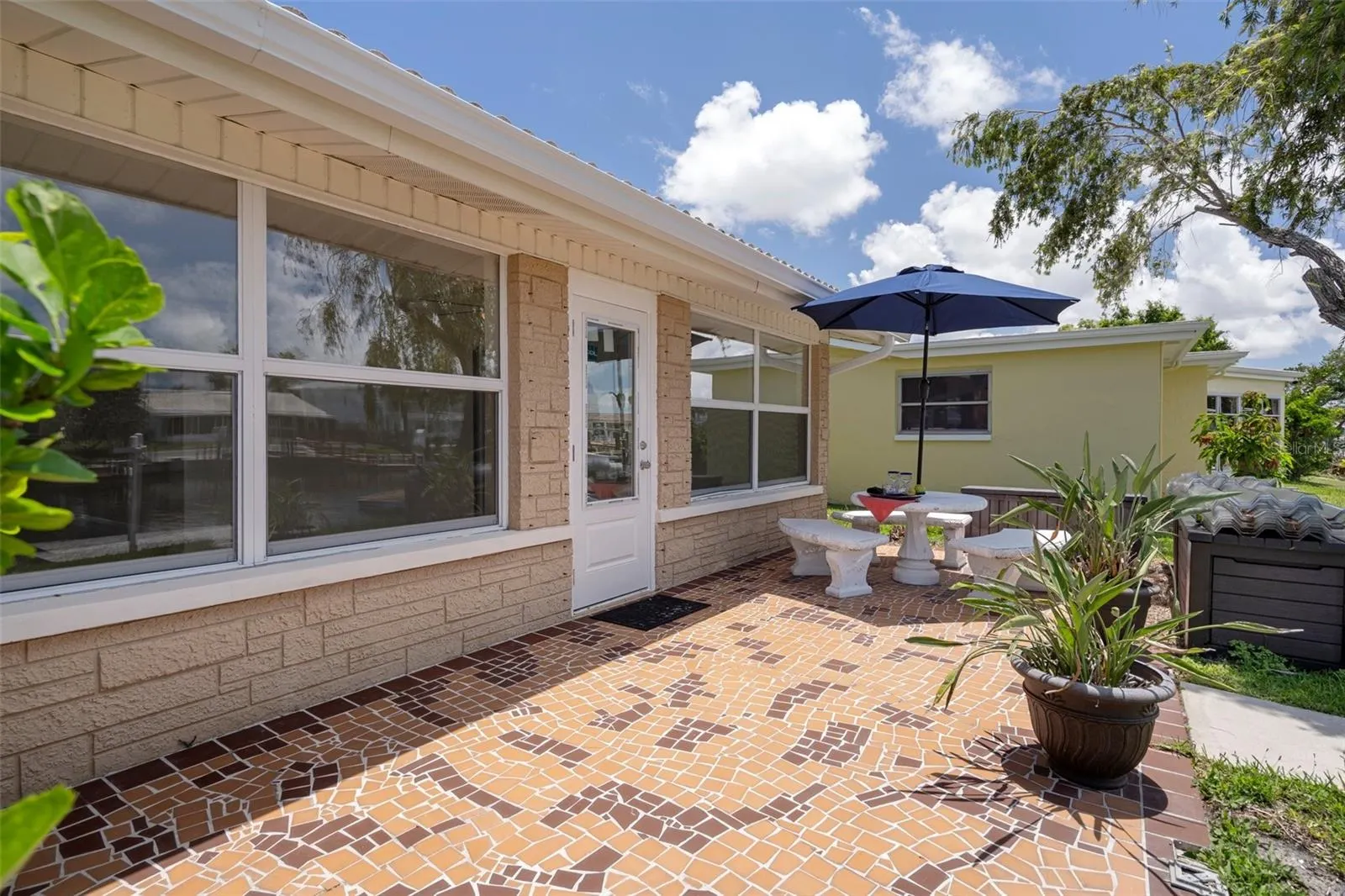4937 DORY DR