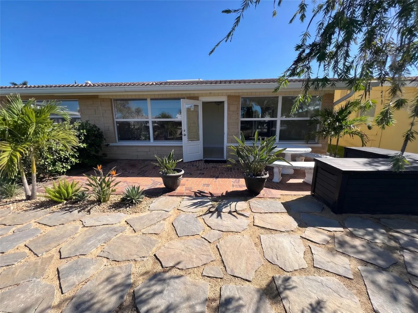 4937 DORY DR