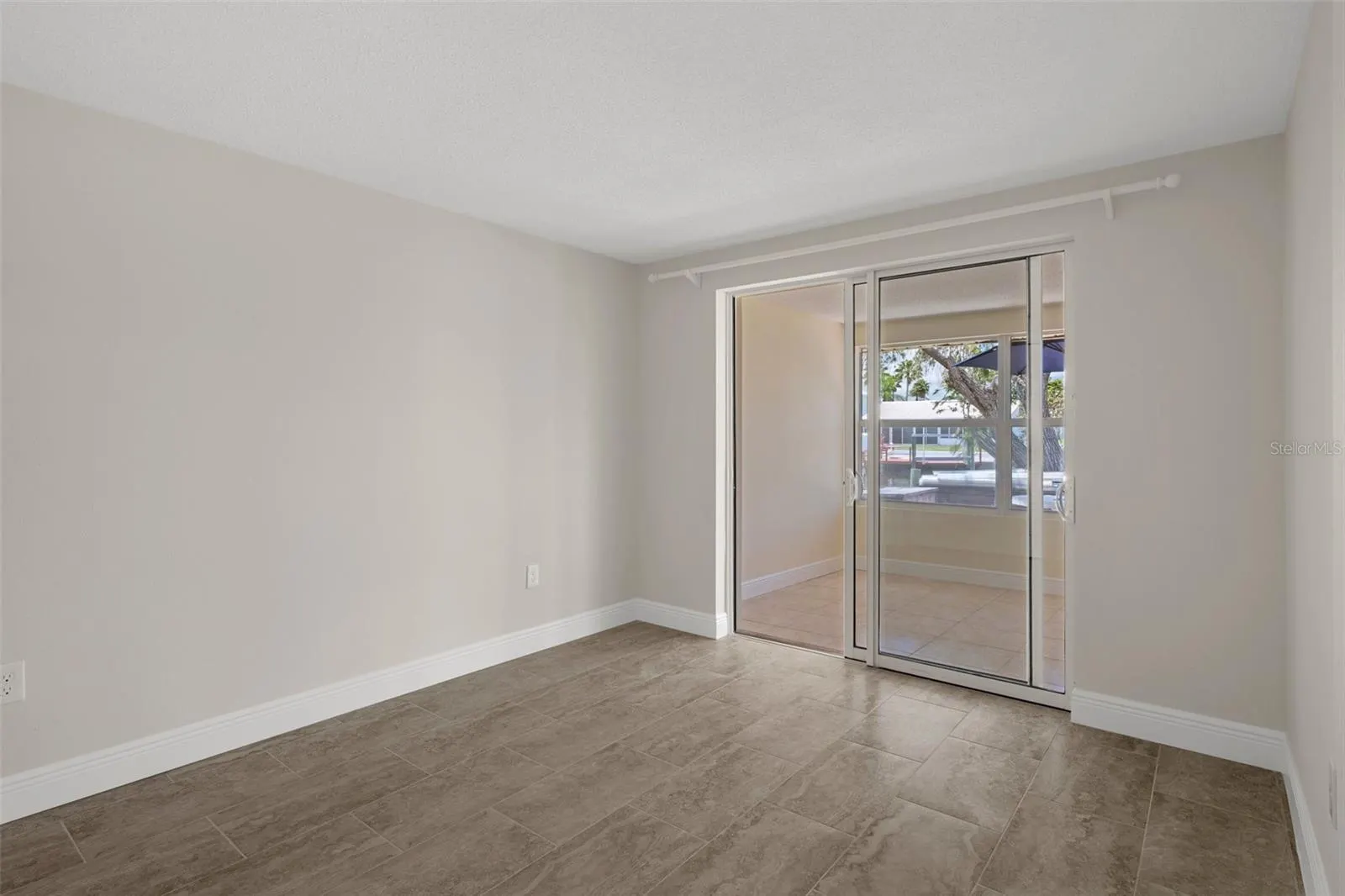 4937 DORY DR