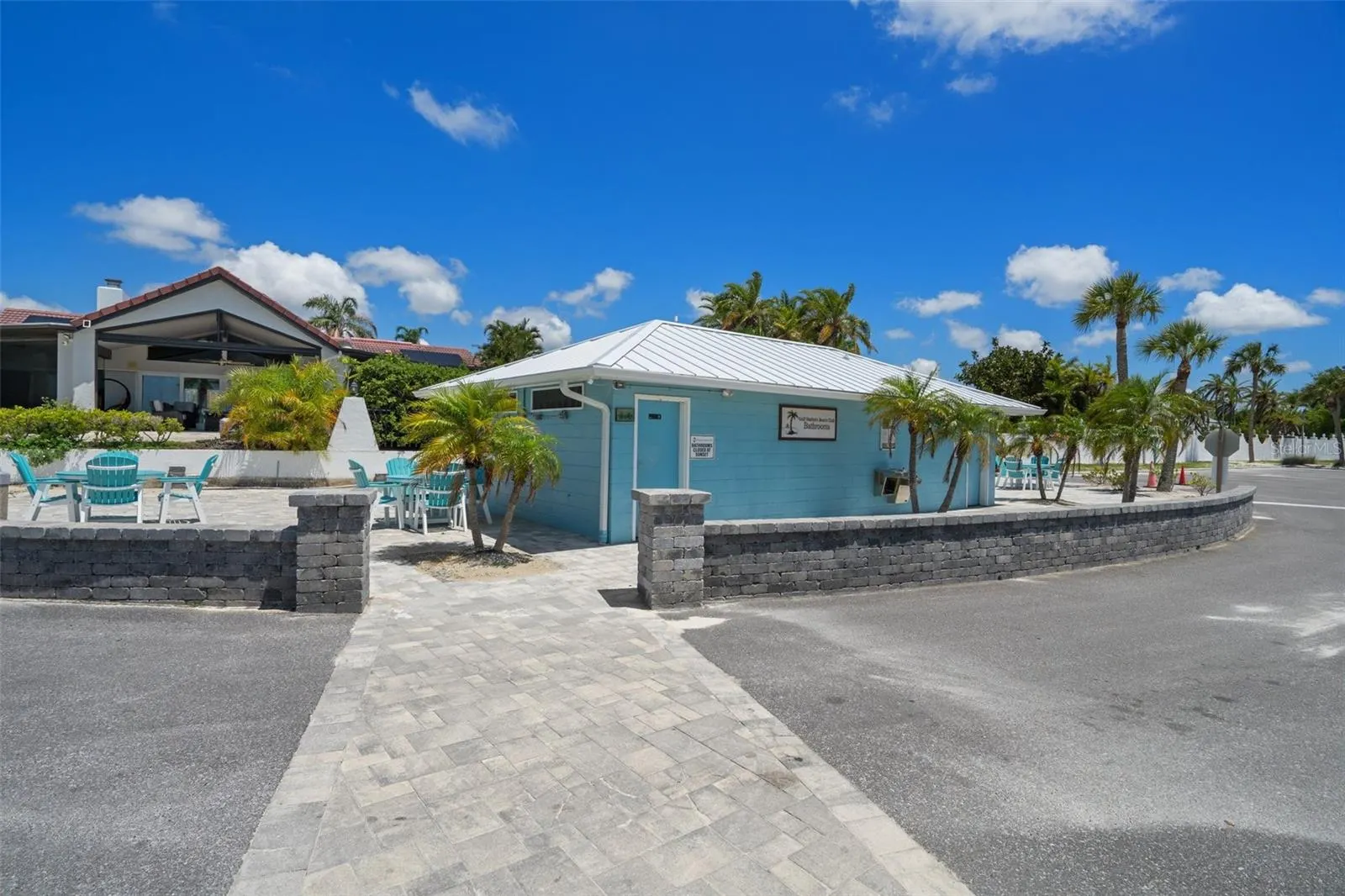 4937 DORY DR