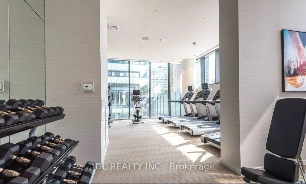 42 Charles Street E, #4107