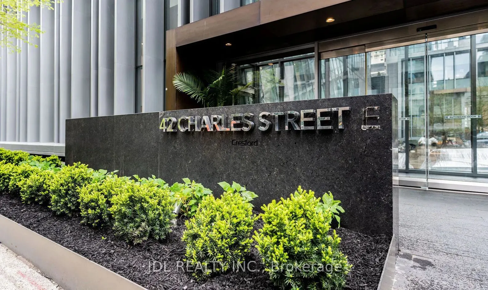 42 Charles Street E, #4107