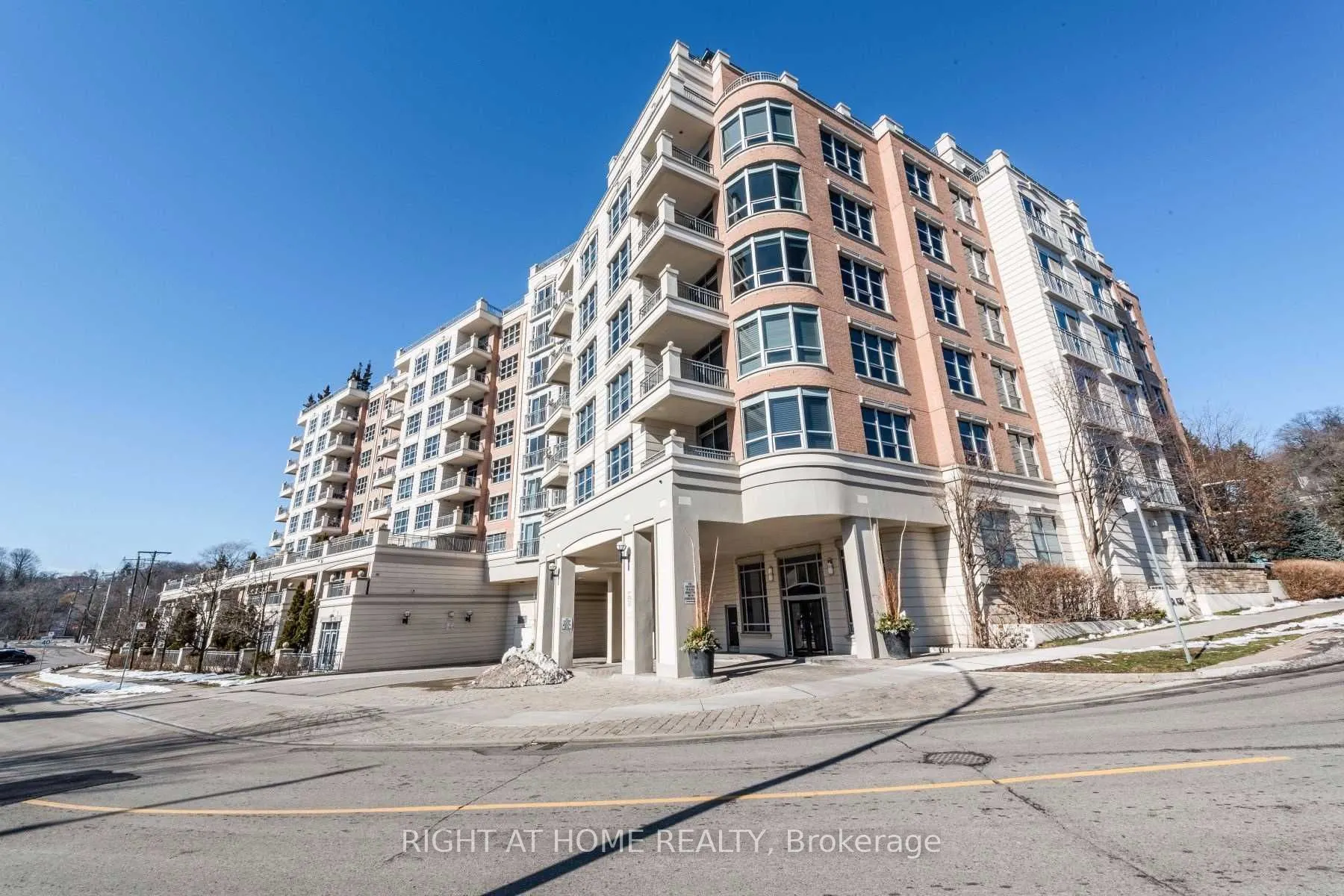 10 Old York Mills Road, #511