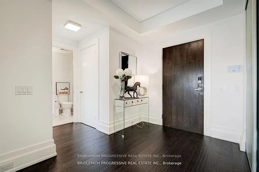 3 Southvale Drive, #401