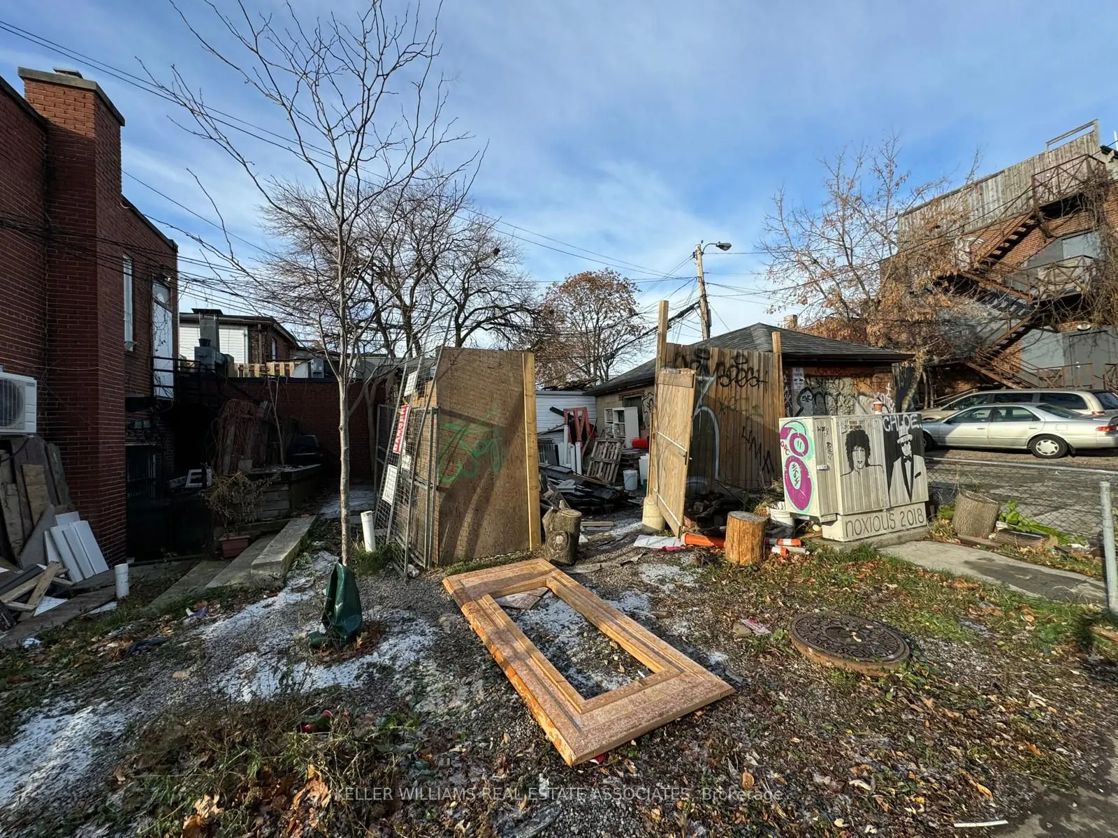 6 Markham Street, #(rear)
