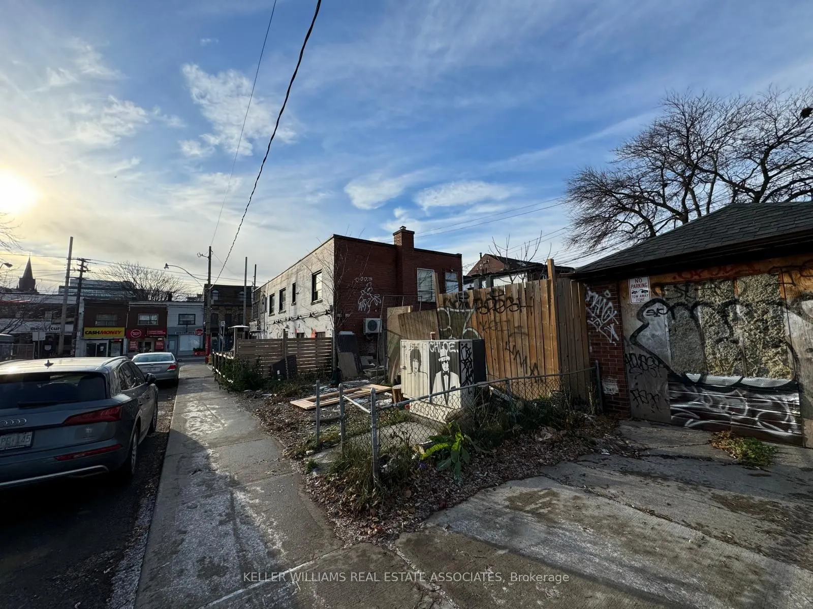 6 Markham Street, #(rear)
