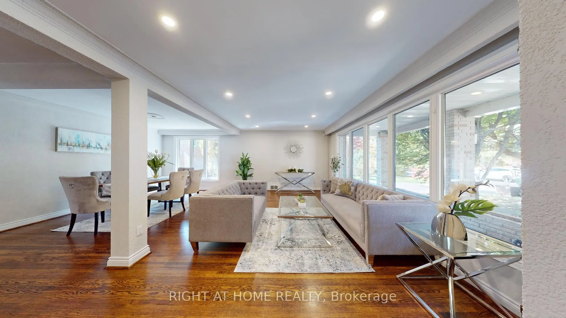 23 Christine Crescent
