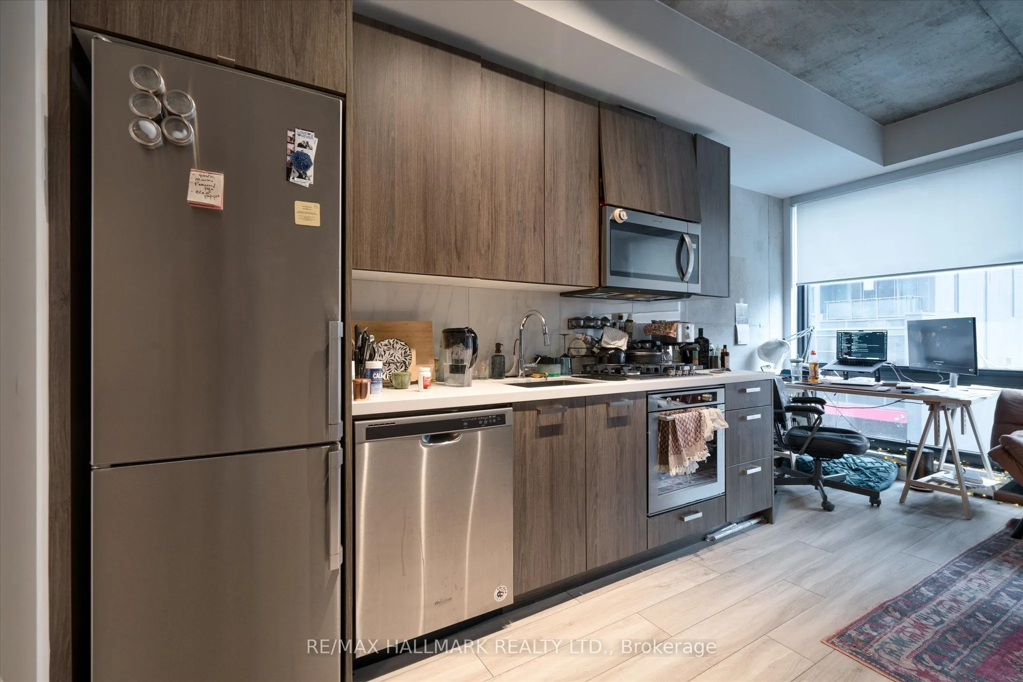 458 Richmond Street W, #204
