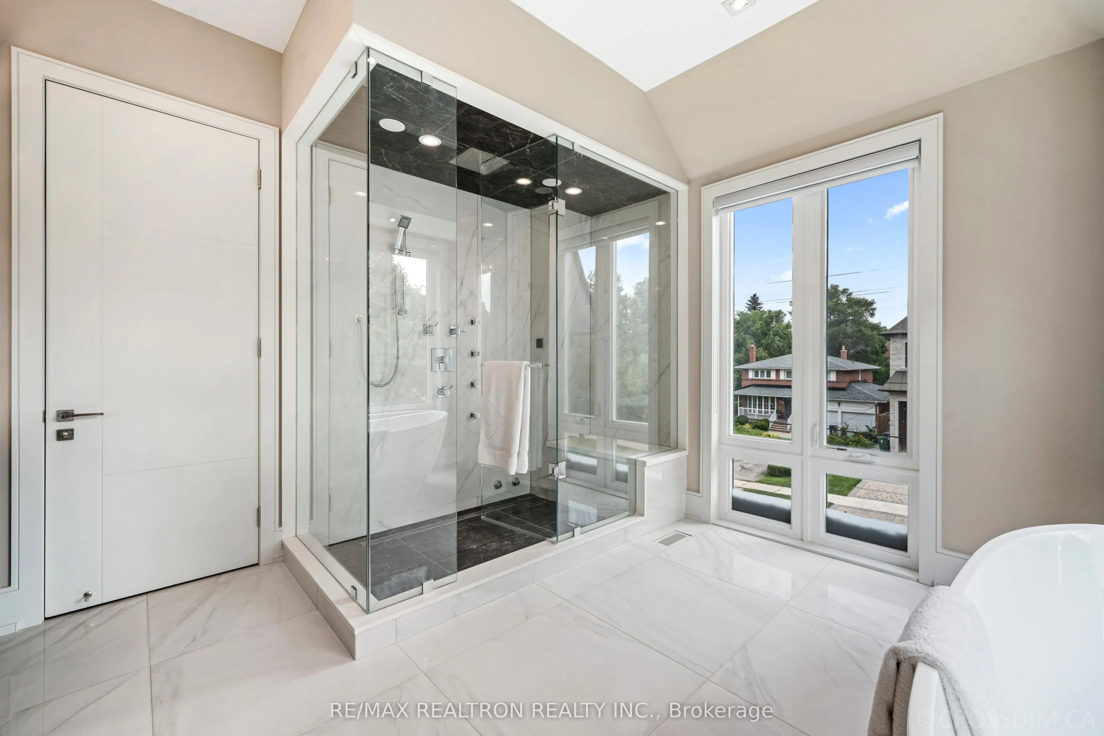 225 Northwood Drive