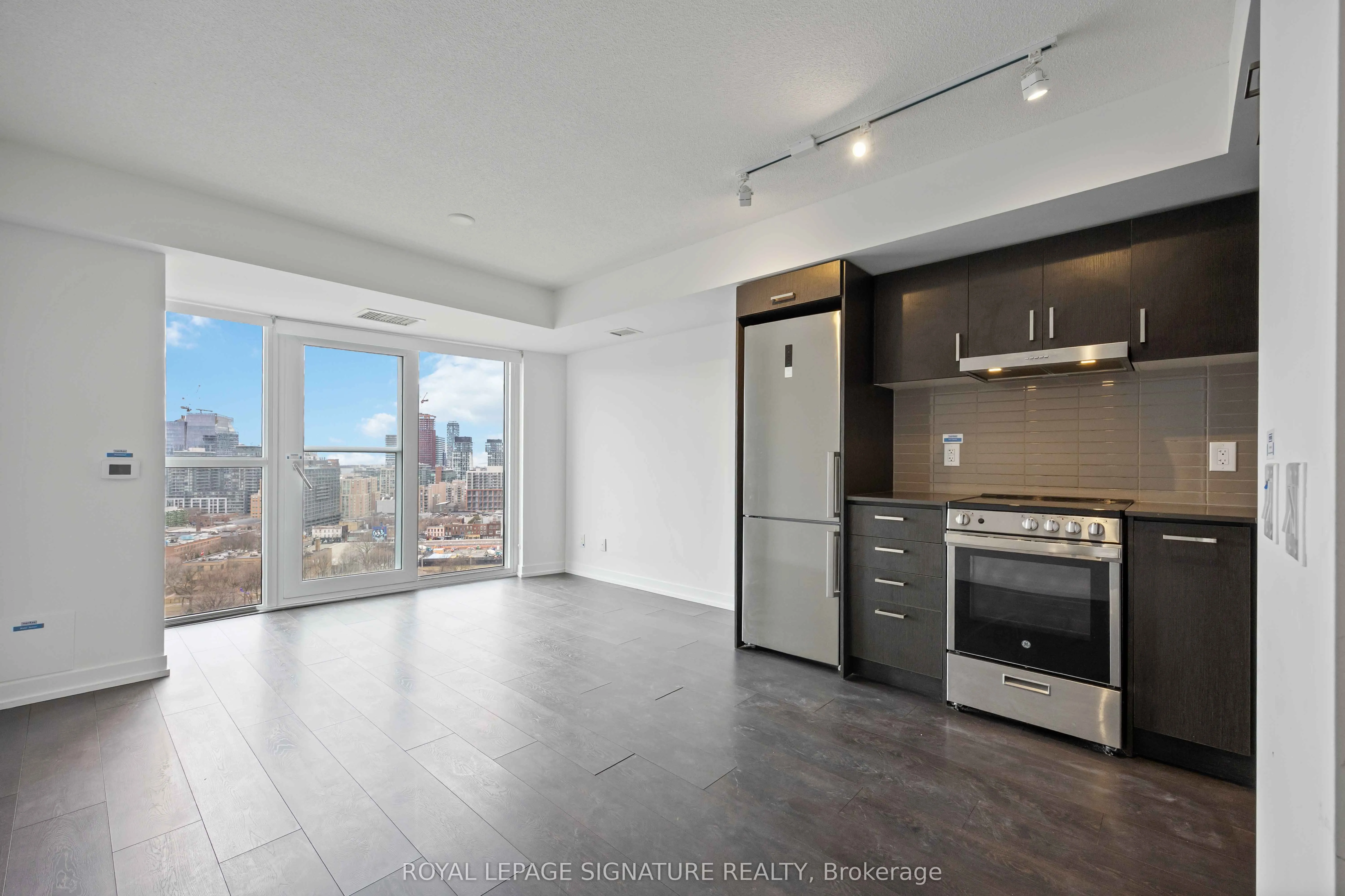 219 Dundas Street E, #2102